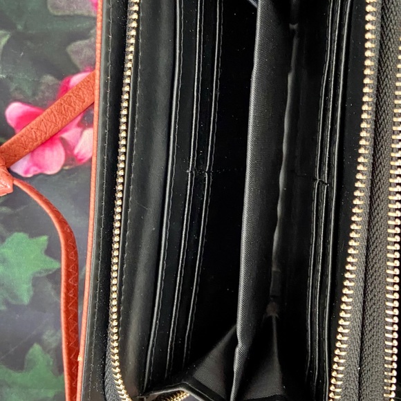 Maurice’s Pocket Book - Picture 8 of 8